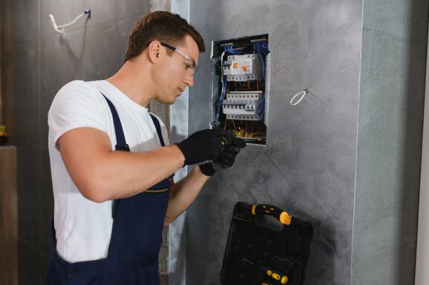 Best Affordable Emergency Electrician  in Aurora, MO